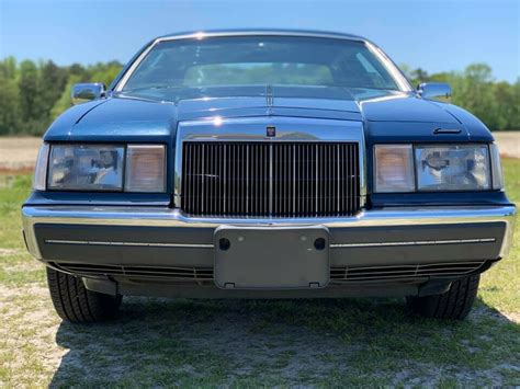 lincoln continental mark vii versace|Lincoln Continental Mark VII .